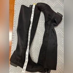 Tall suede black boots